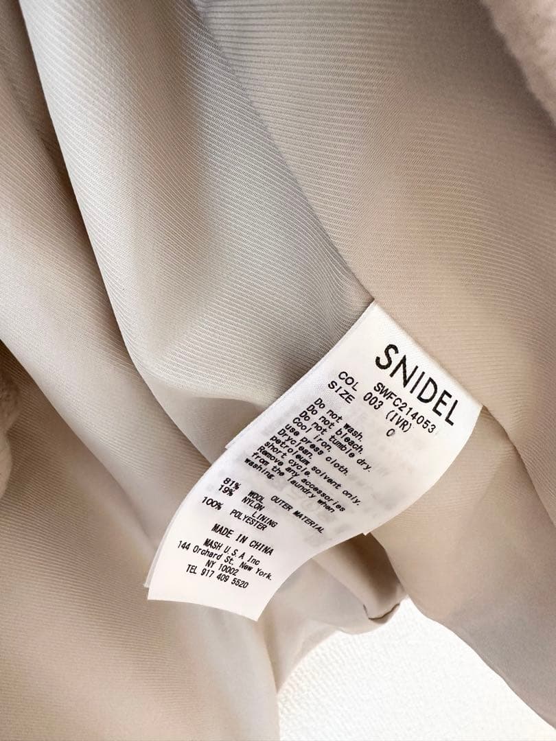 スリーブボリュームショートコート　SNIDEL