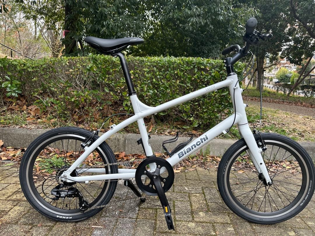 自転車本体 Bianchi LECCO 2022