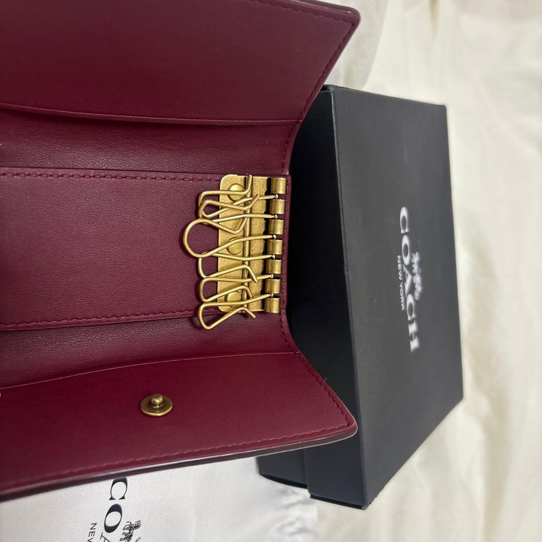 COACH ブラウンレザーキーケース