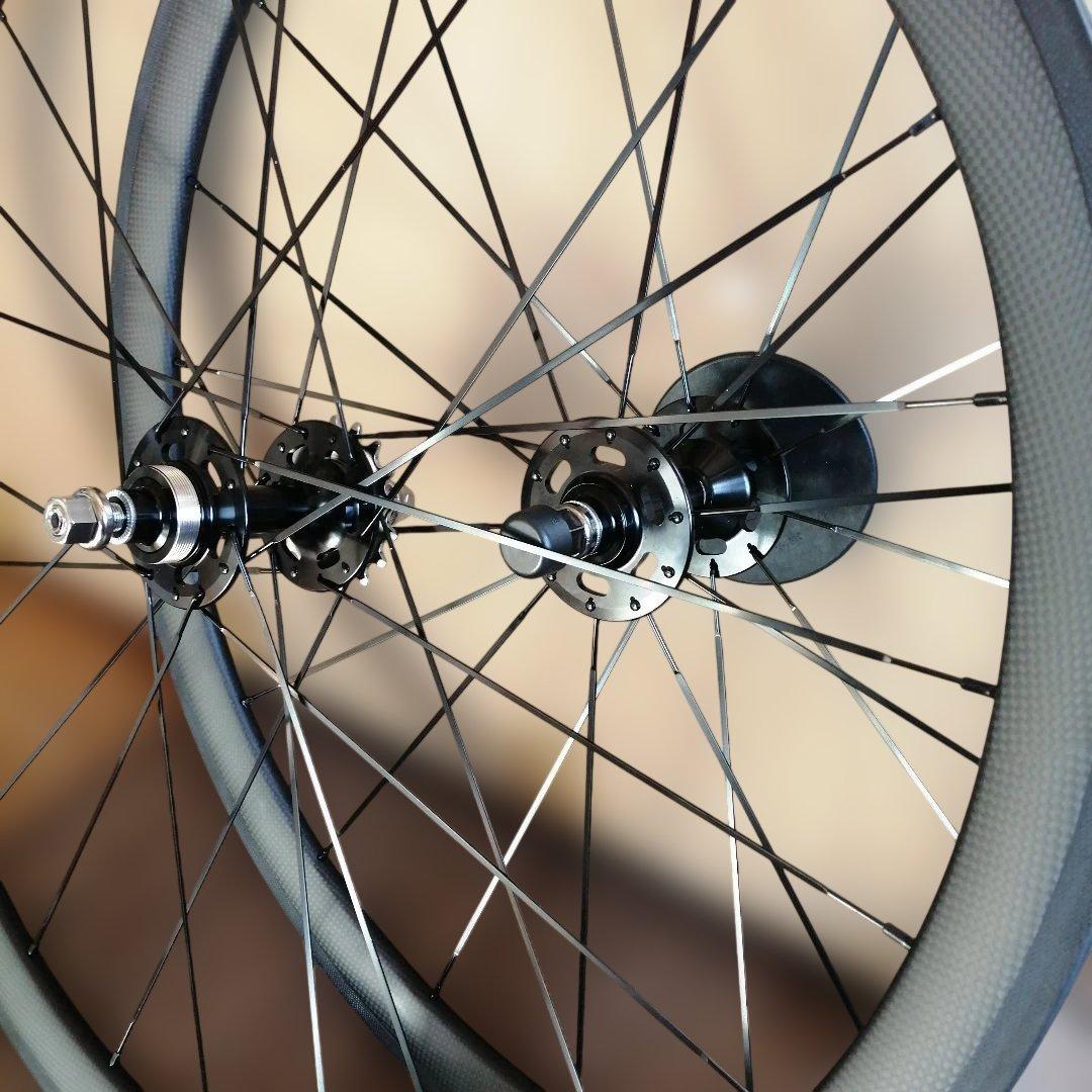 スーパーチーム７００c固定ギアカーボンホイール【ピストバイク】