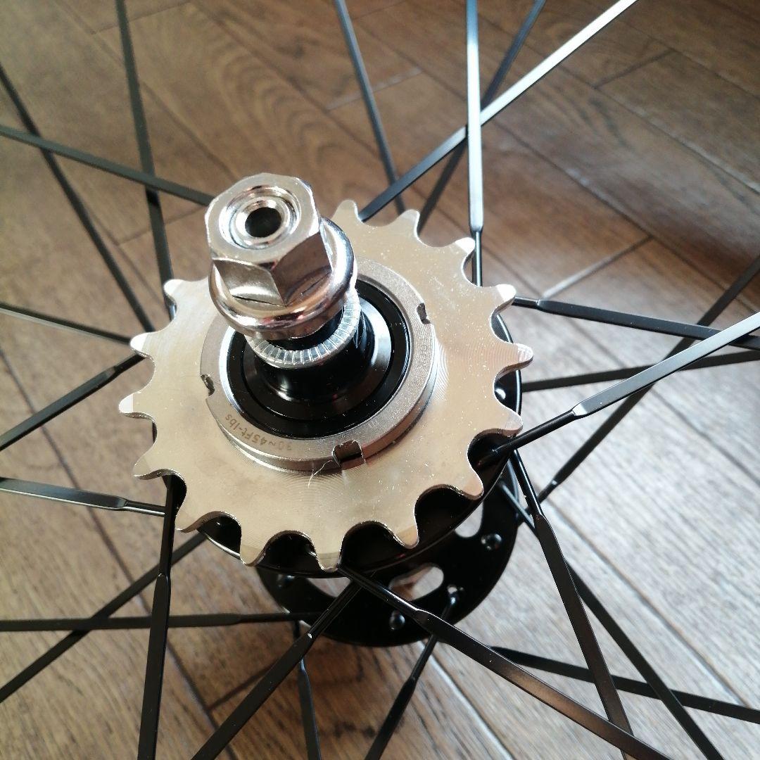 スーパーチーム７００c固定ギアカーボンホイール【ピストバイク】