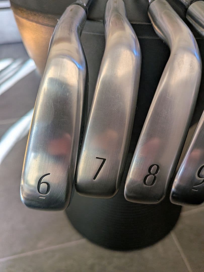 ●超美品　日本仕様●タイトリストT250ローンチスペック アイアンセット 5本