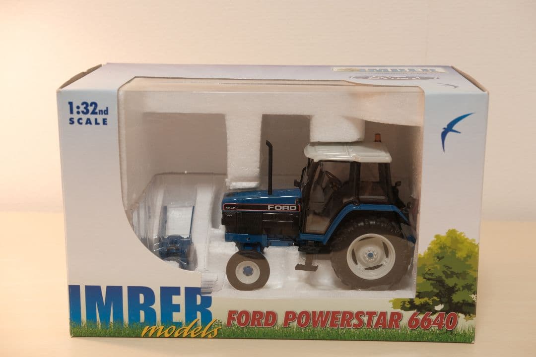 FORD powerstar6640　1/32 トラクターミニチュア