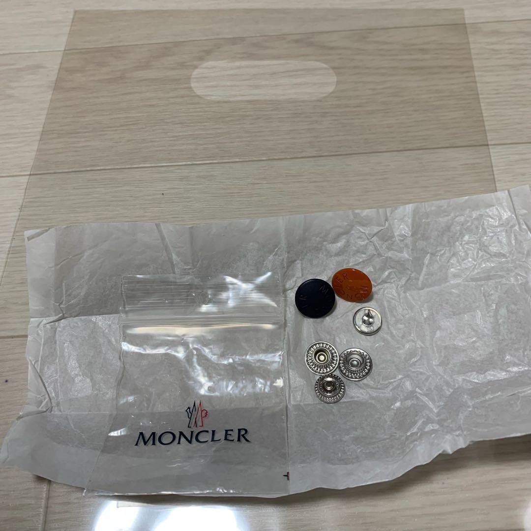 【新品同様】モンクレール　 CADENET ダウンベスト　2 ネイビー5D131