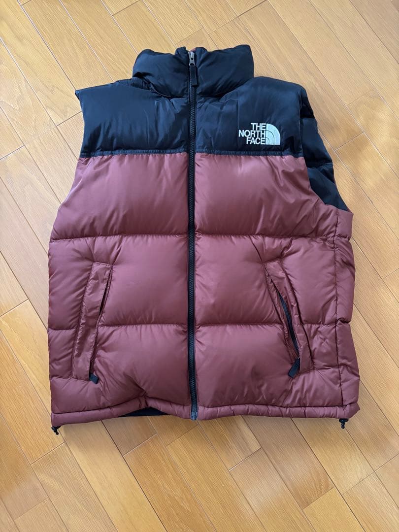 ぐ*ち様 ほぼ新品未着用　ノースフェイスヌプシダウン