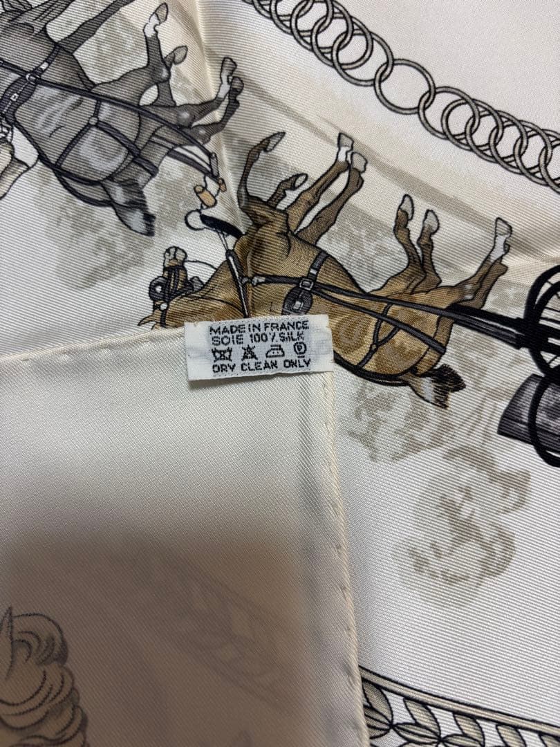 未使用品　エルメススカーフ　カレ90 馬車と馬のデザイン