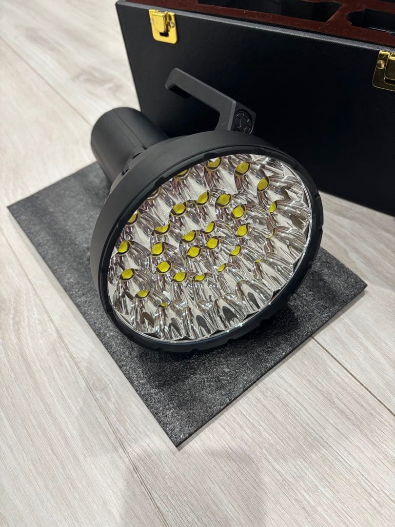 IMALENT(イマレント)MS32 懐中電灯強力超高輝度200000ルーメン