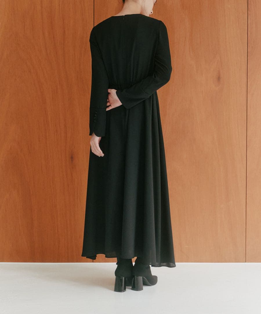 新品⚫️kaene フォーマルシフォンワンピース　ブラック　カエン