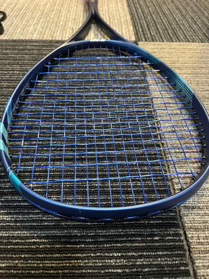 決算SALE中！ボルトレイジ5VSソフトテニス　ほぼ新品ヨネックス　人気UXL0