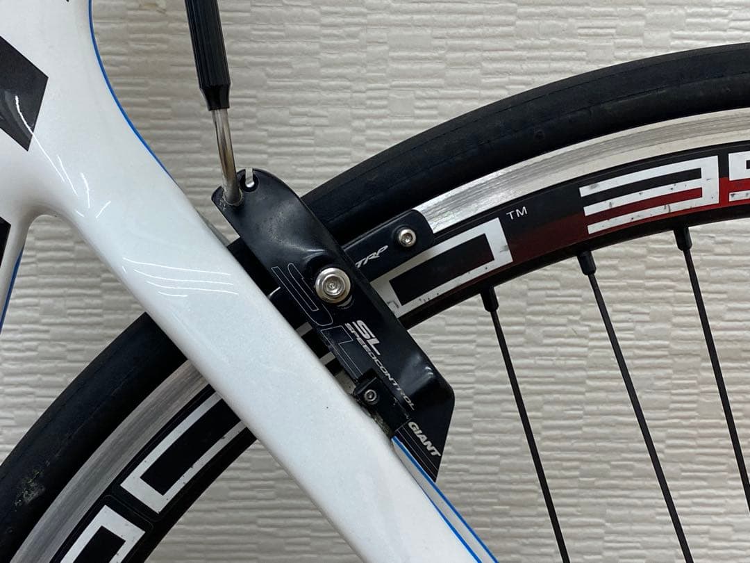 Giant カーボンロードバイク Campagnoloホイール