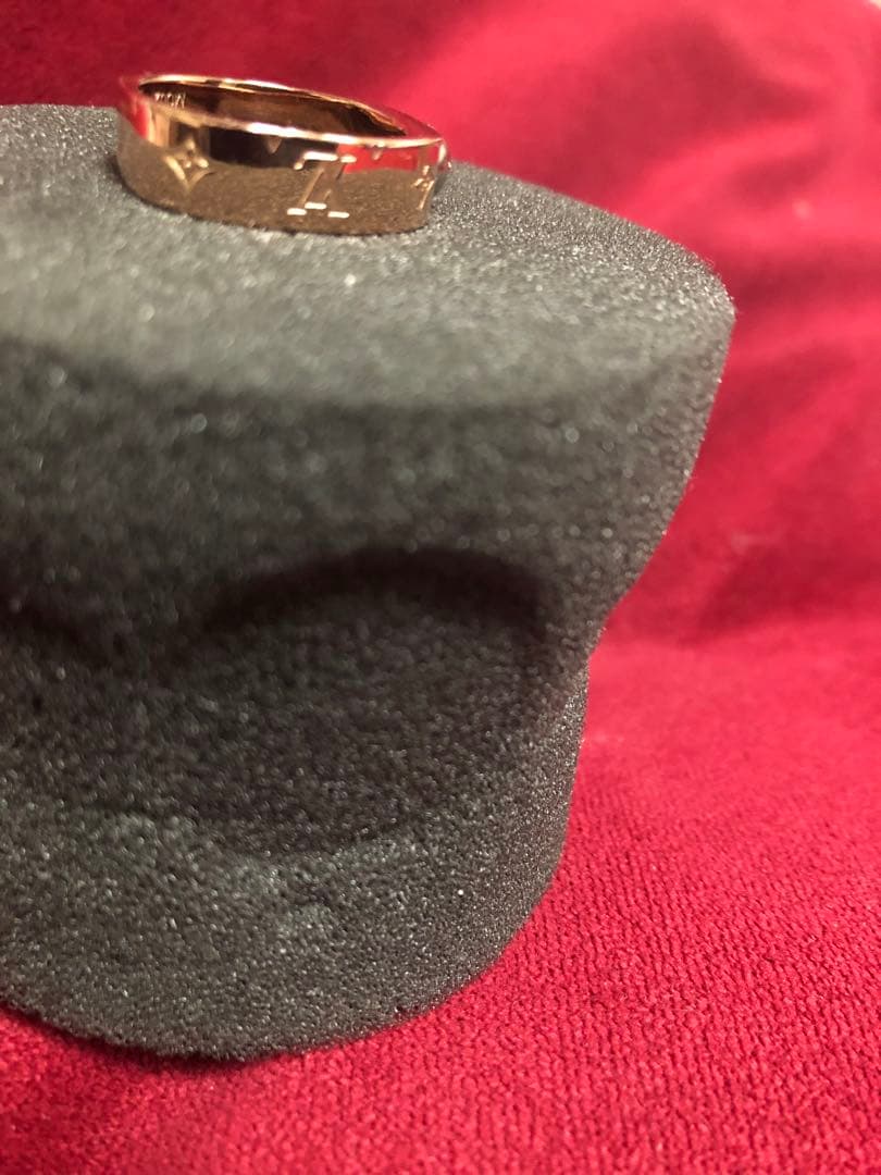 Louis Vuitton ローズゴールド リング