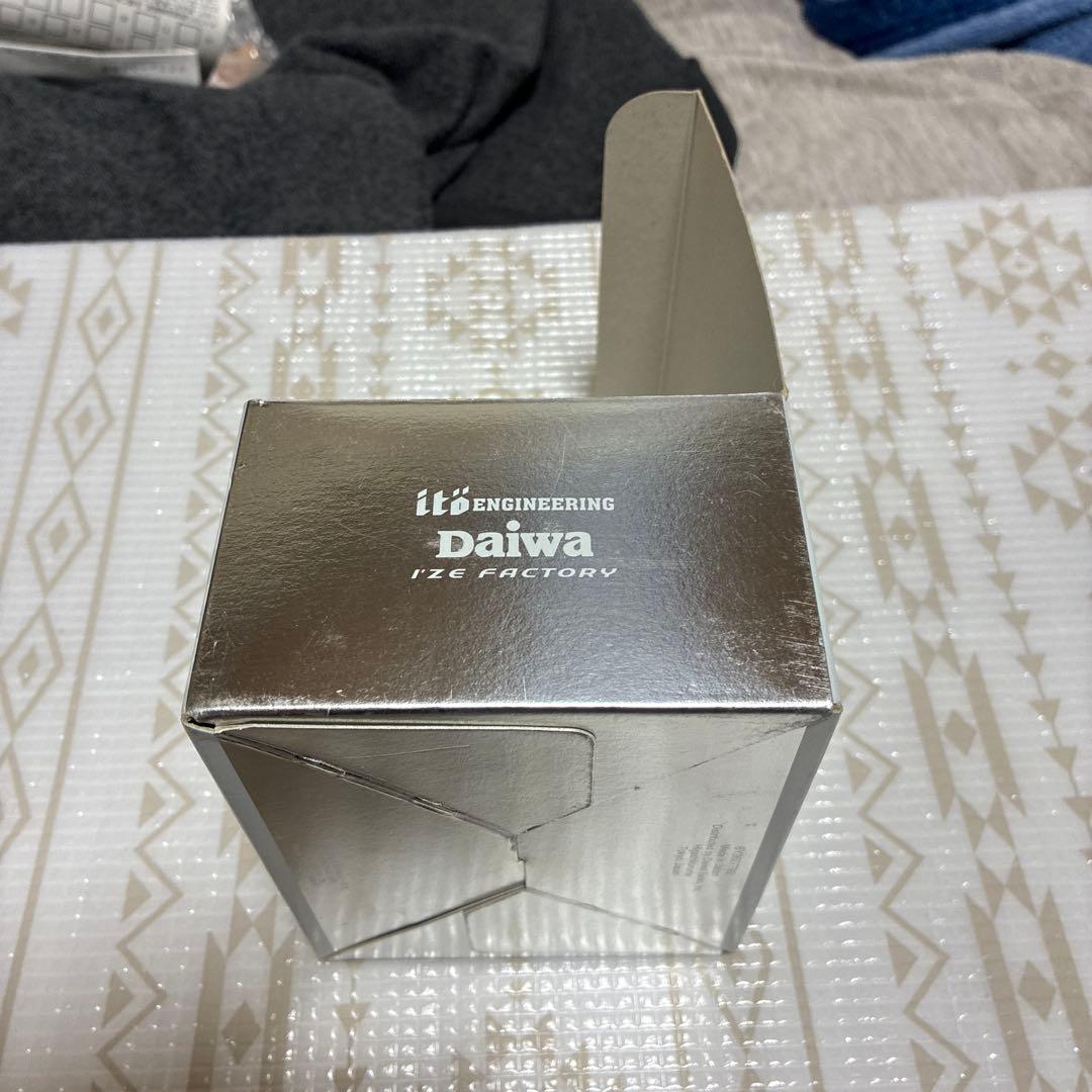 ￼メガバス、ダイワコラボリールTD-ito103M