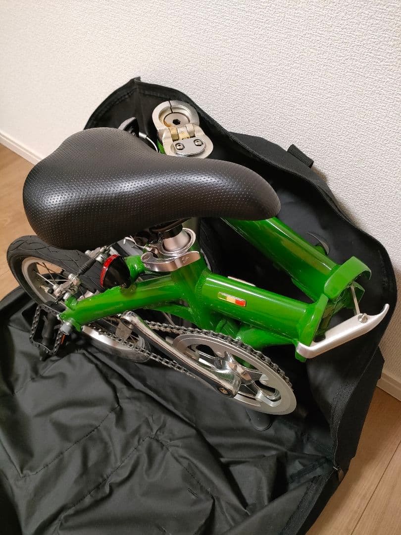 FIAT フィアット 折りたたみ自転車 約8.5kg DAHON認証マーク付き