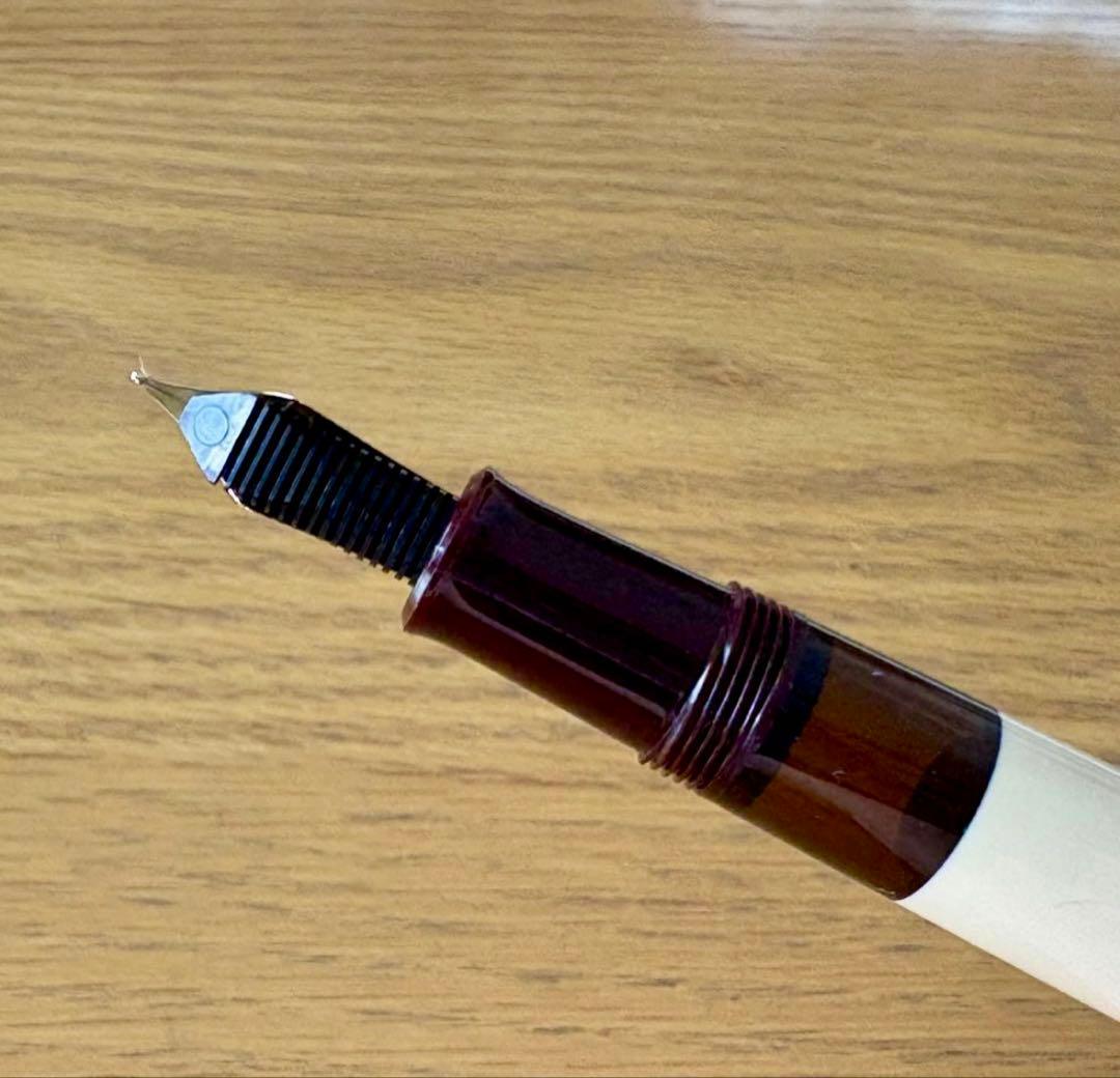 ペリカン 万年筆 M200 カフェクリーム EF