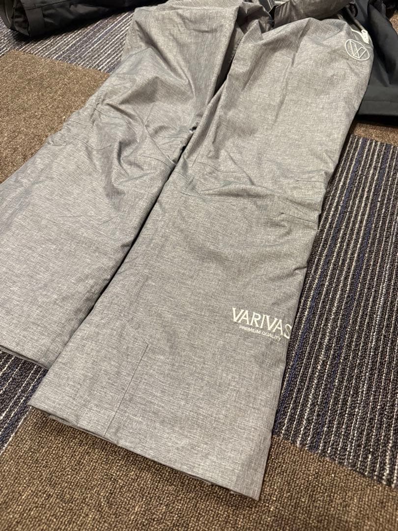 毎日値下げ中　完売品　超希少　バリバス　ドライアーマーレインスーツvars-09