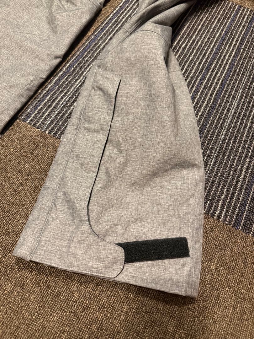 毎日値下げ中　完売品　超希少　バリバス　ドライアーマーレインスーツvars-09