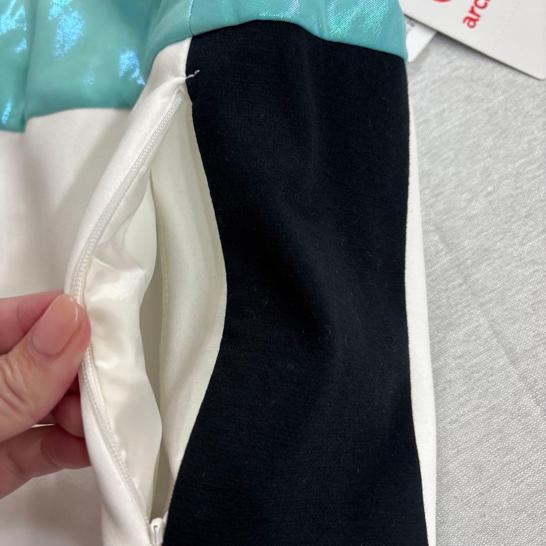 38 ARCHIVIO ライトグリーン　異素材切替スカート