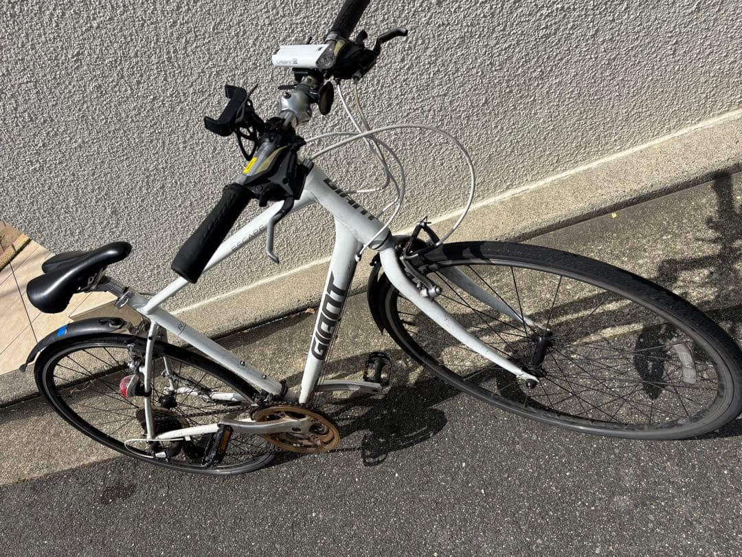 Giant エスケープR3 ホワイト ジャンク　大阪府堺市　引取限定