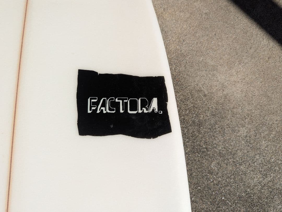 FACTORA BENDERショートボード 約6フィート ホワイト