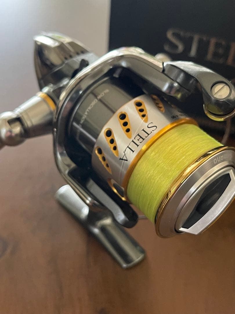[美品]SHIMANO STELLA 1000S スピニングリール