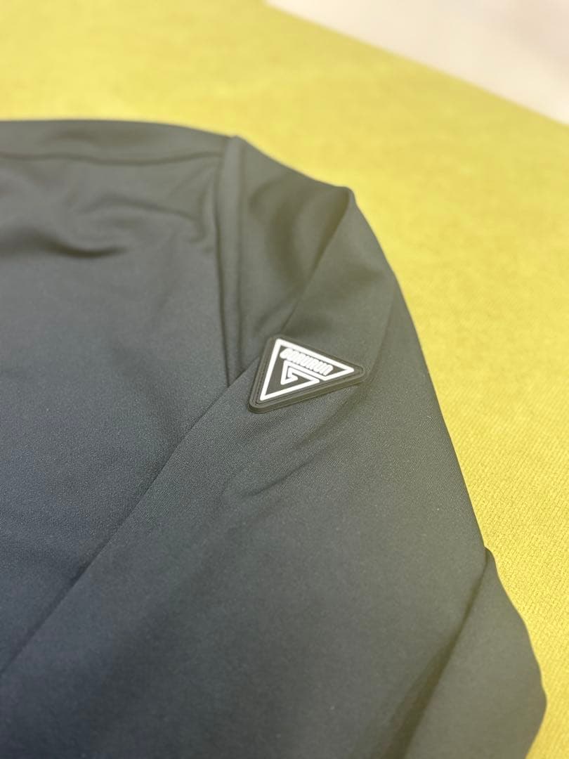 GORURUN レディース ロゴプリント モックネックT