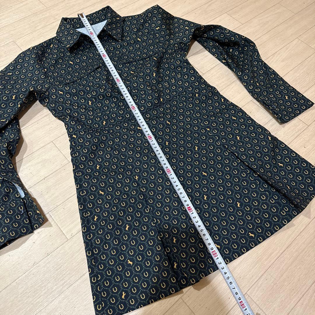 EIMI GOLF 馬蹄と動物柄の長袖ワンピース