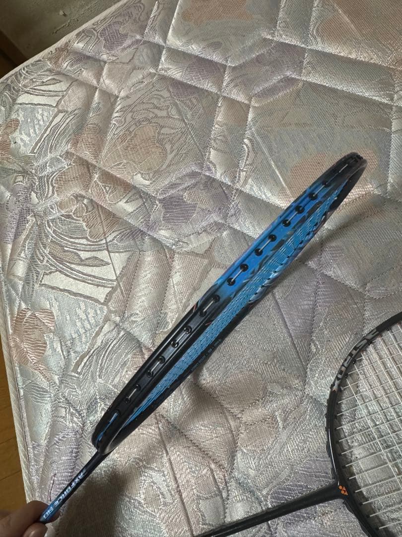 バドミントンラケット 2本　セット