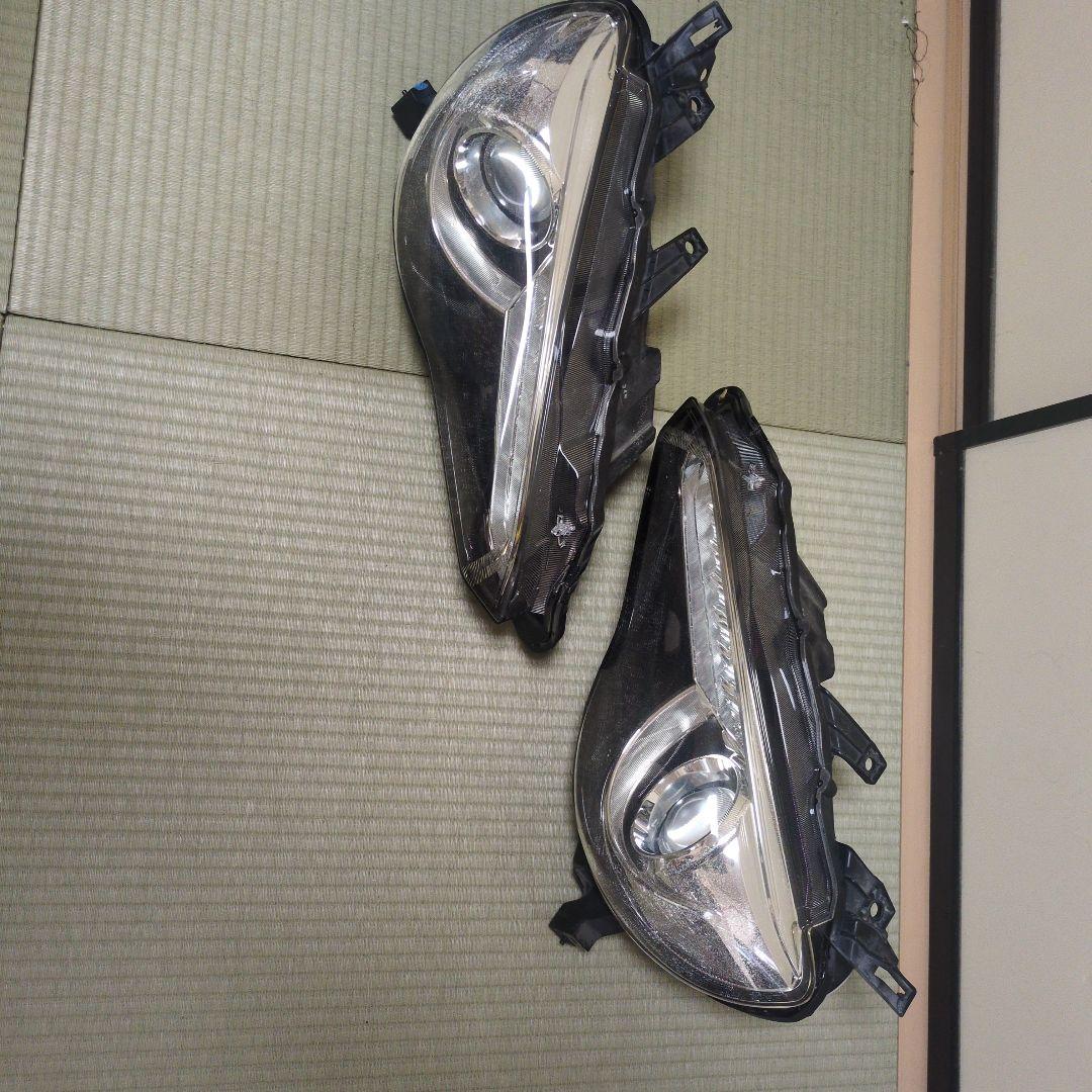 86 前期純正ヘッドライト左右中古　zn6 hid　バラスト付