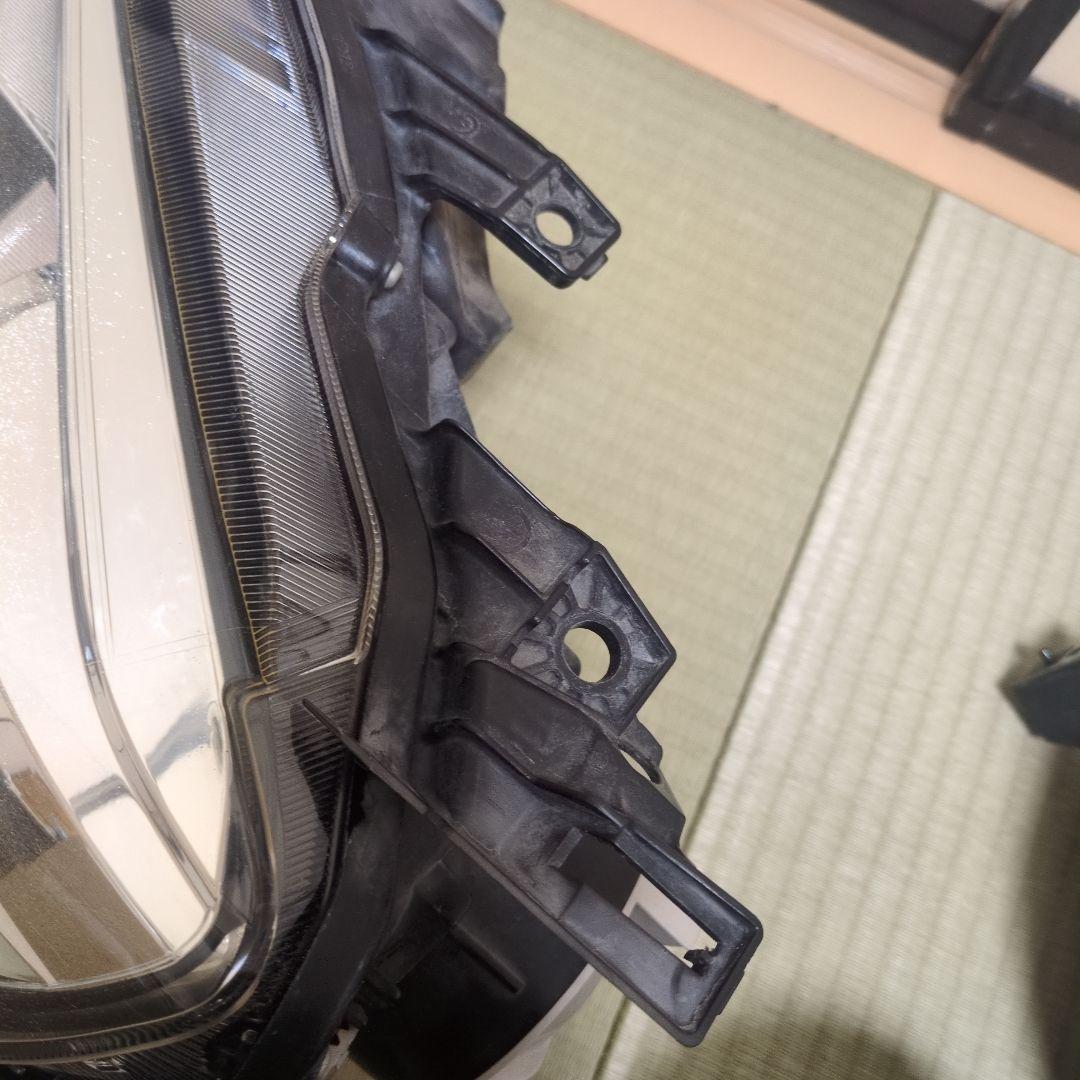 86 前期純正ヘッドライト左右中古　zn6 hid　バラスト付