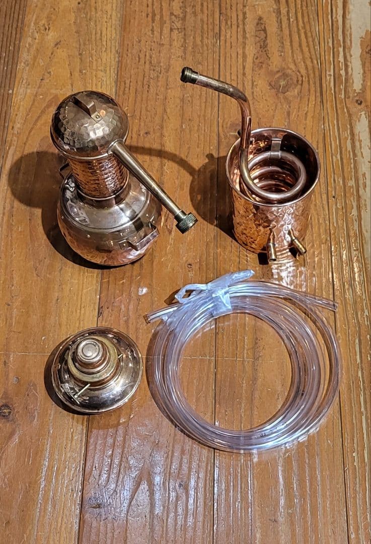 アランビック　銅製蒸留器