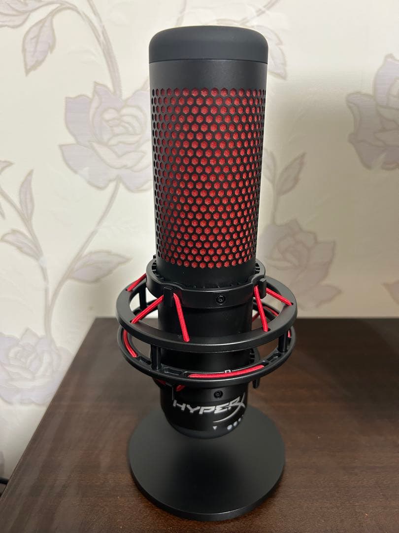 HyperX QuadCast スタンドアロンマイク 付属品完備