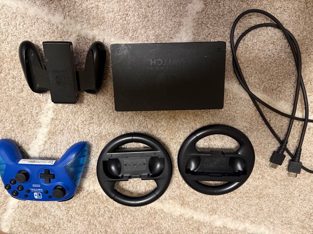 Nintendo Switch 本体 付属品付 箱有