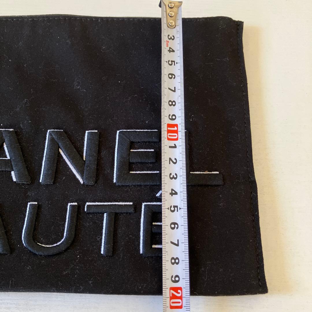 シャネルアイシャドウ、フェイスパウダー、ポーチまとめ売り