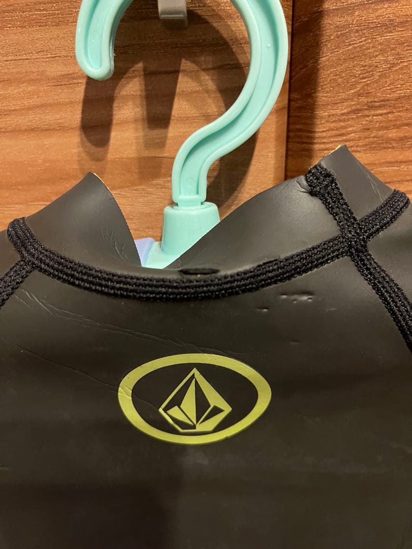 ボルコム　ウエットスーツ　タッパ