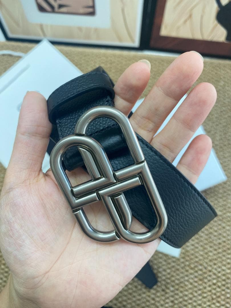 BALENCIAGA BBロゴ ベルト シルバー金具
