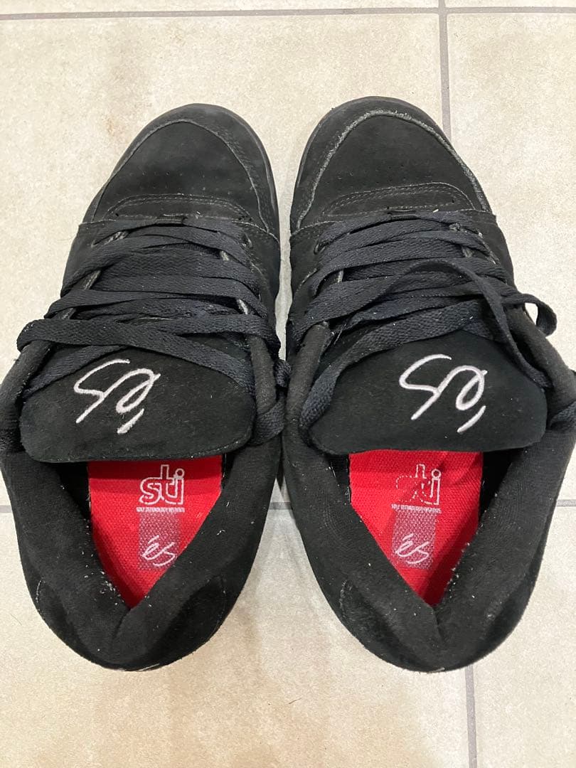 es スケートボードシューズ