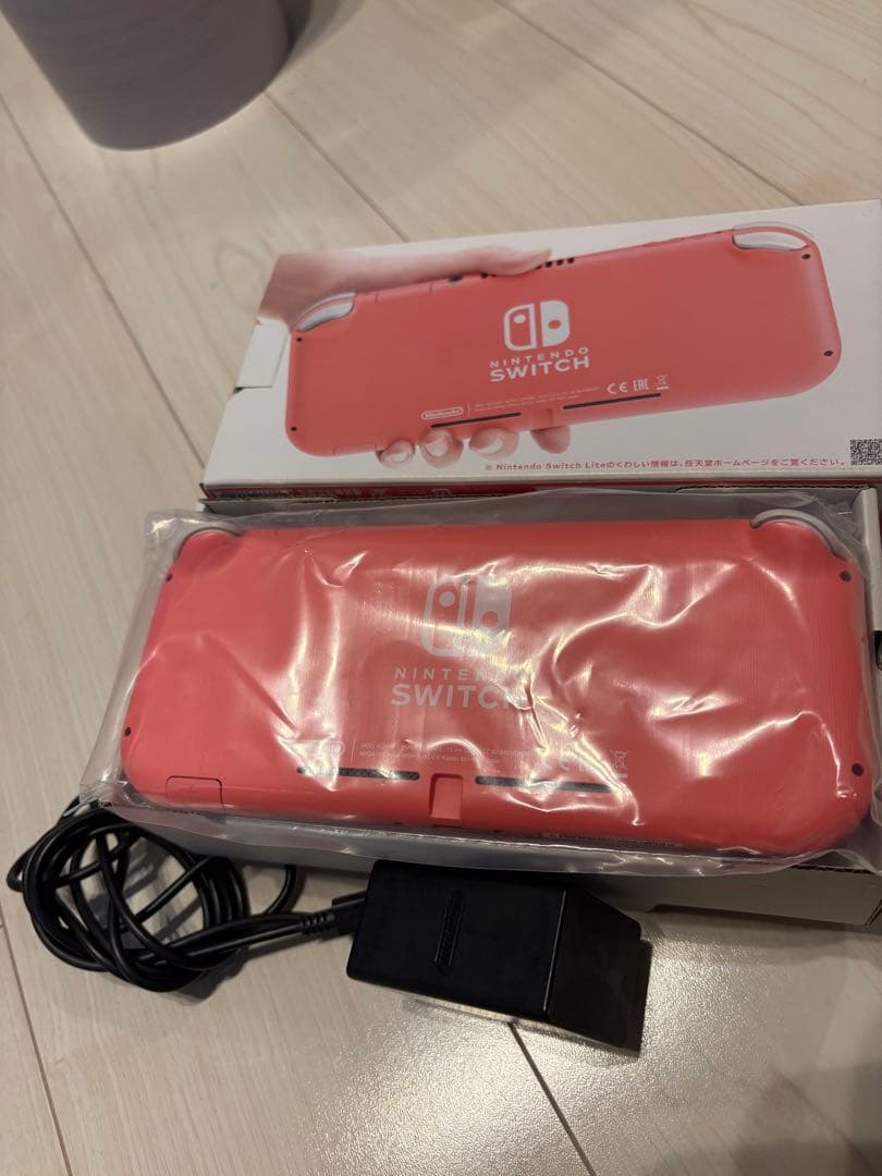 Nintendo Switch Lite ピンク 本体 未使用品