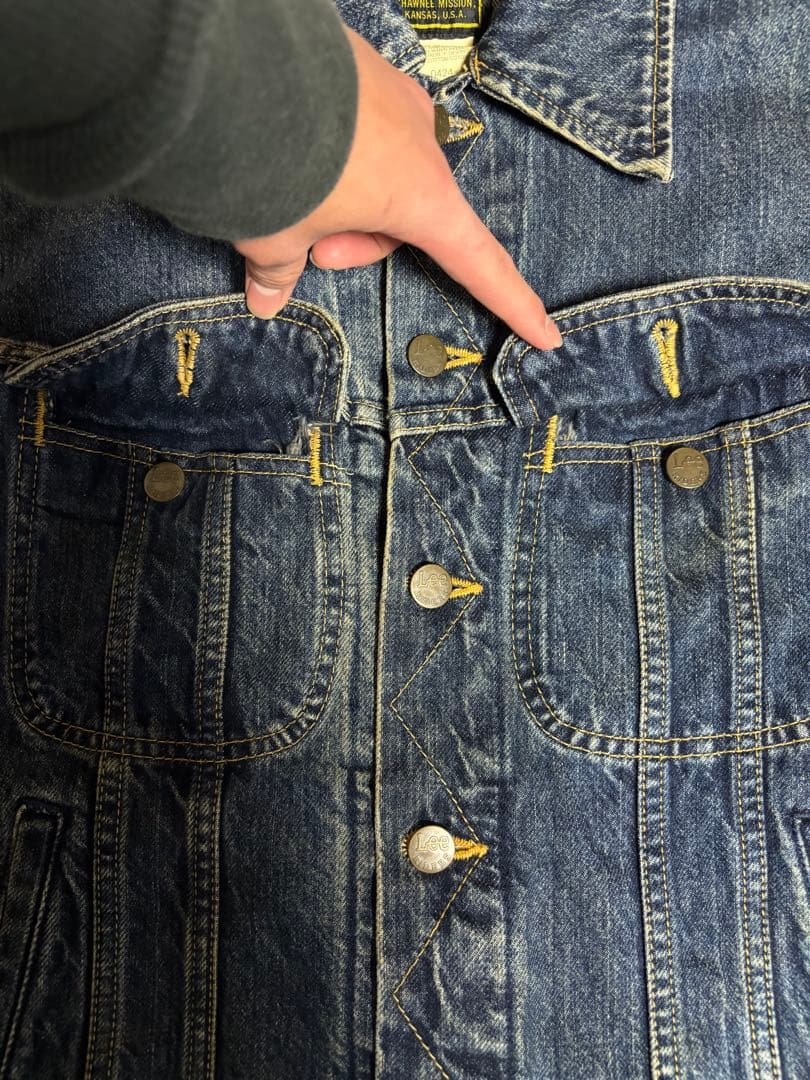 【古着】日本製 復刻モデルLee RIDERS 220 デニムジャケット M