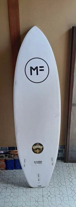 【大阪、磯ノ浦で手渡し可】ミックファニングソフトボード　5'10\"