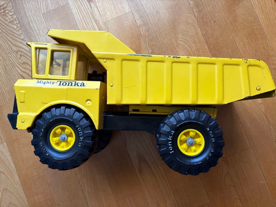 トンカ　Mighty Tonkaビンテージ大型ダンプカー 約45cm