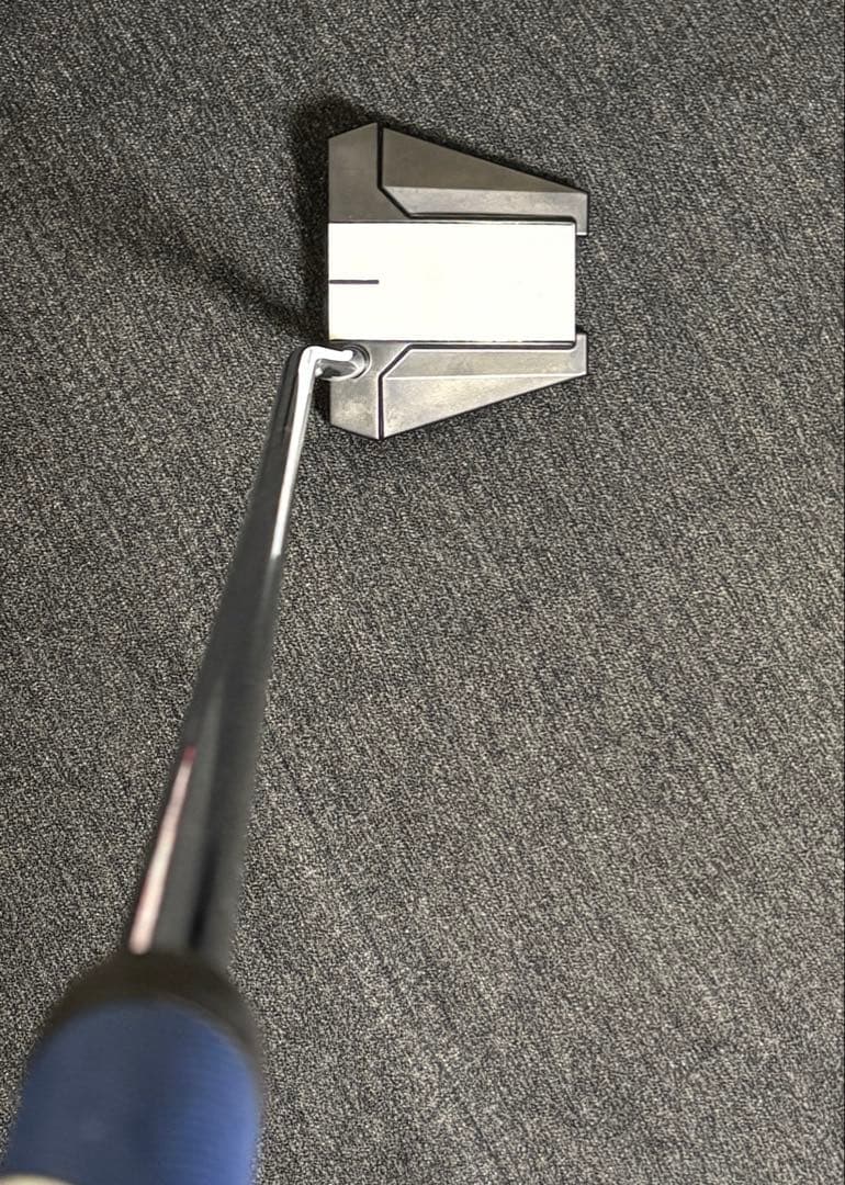 【ツアー支給品】オデッセイホワイトホットバーサ12長尺パター