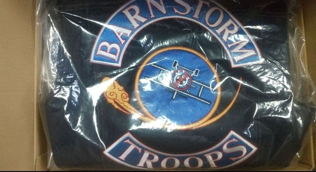 バーンストームトゥルップス Gベスト カドヤ ソリッドバイカーズベスト