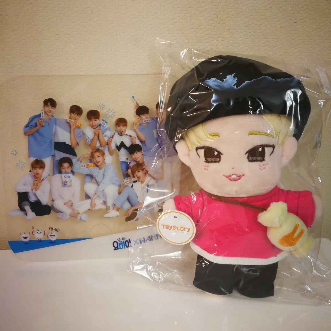 WANNAONE ミニョン ぬいぐるみ うちわ ③