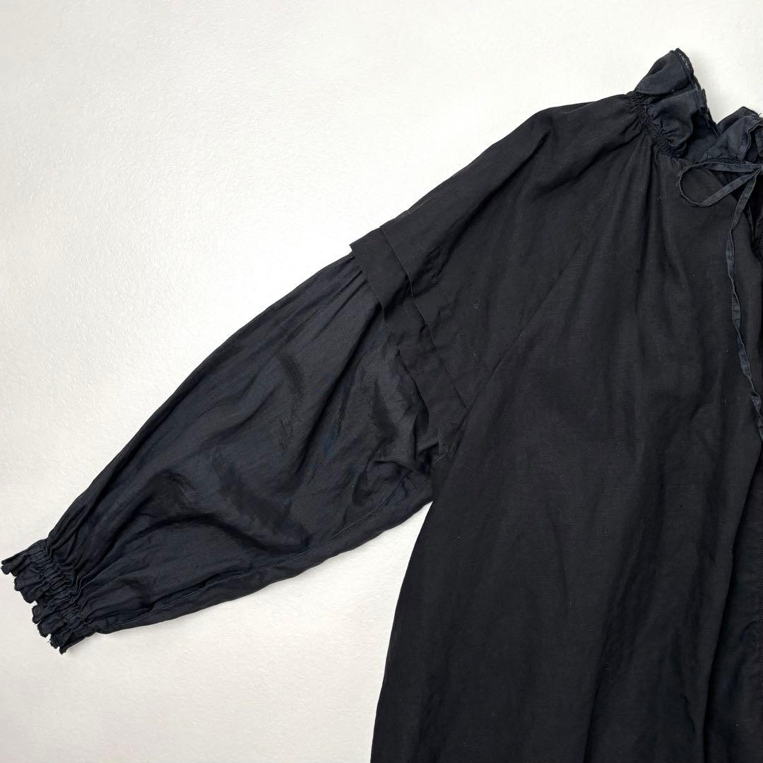 ネストローブ　リネンラミーフリル2way ブラウス　黒　リボン