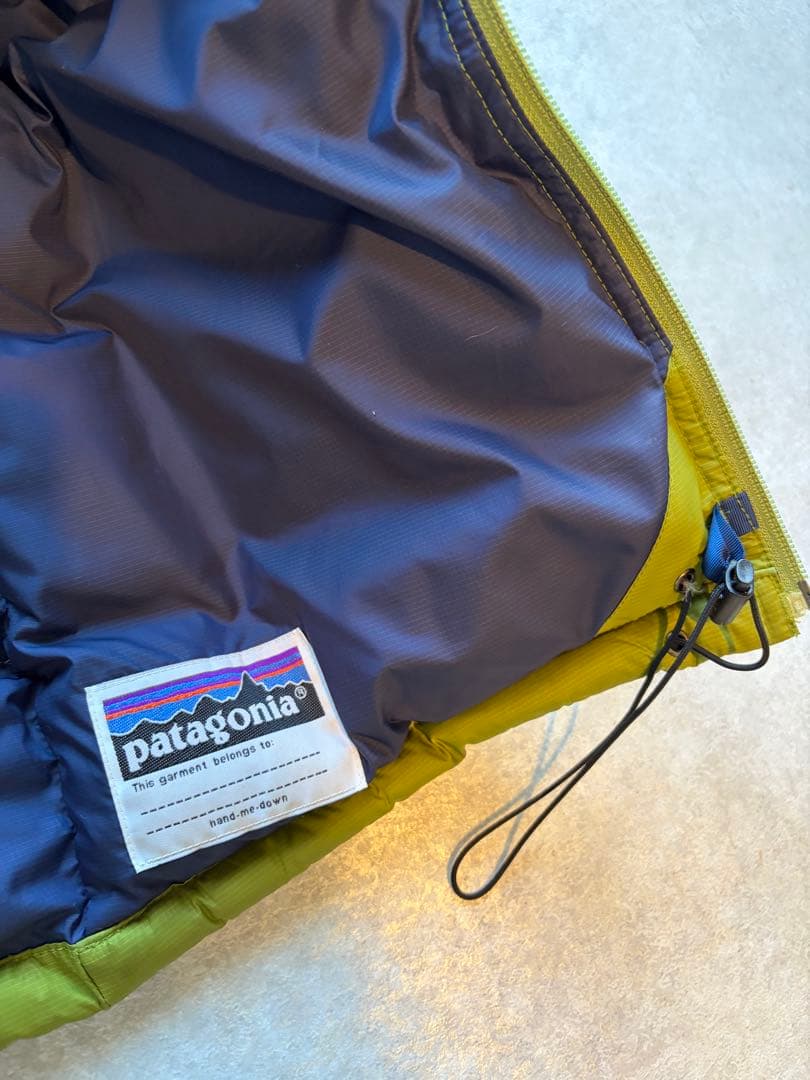 **i様 パタゴニア　キッズダウンベスト　グリーン　XL