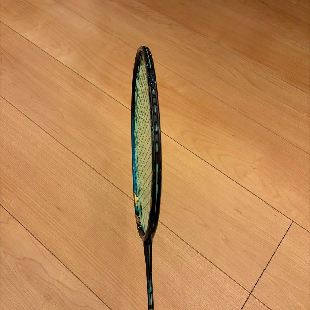 アストロクス88Spro 4UG5 バドミントンラケット　3本セット　YONEX