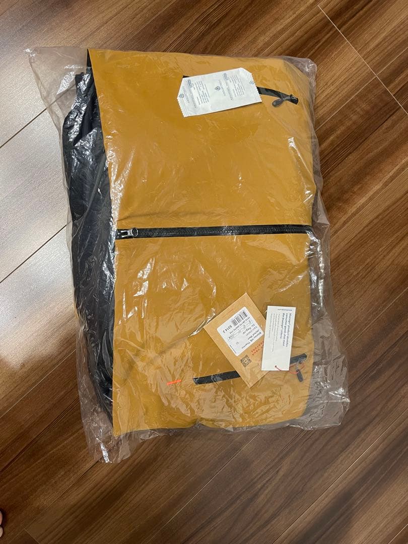 【新品】マムート ストーニー ハードシェル サーモ ジャケット 中綿入りタイプ