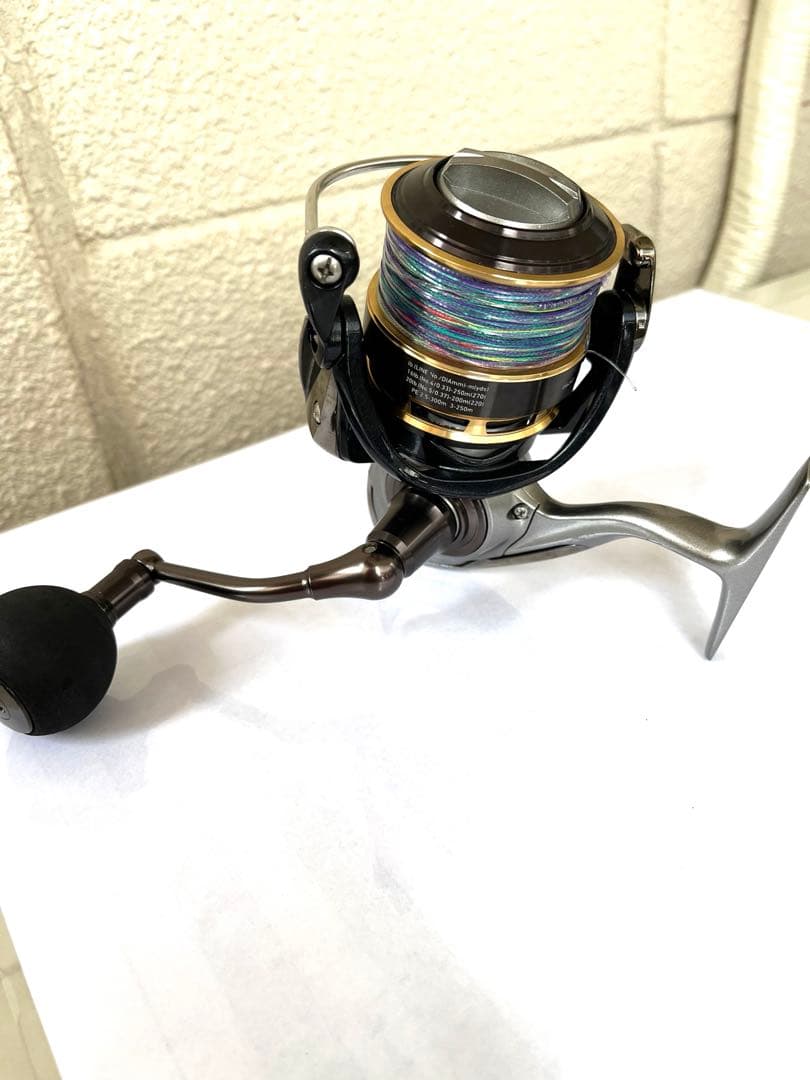 DAIWA VADEL 4000 スピニングリール　ライン付き　ヴァデル　バデル