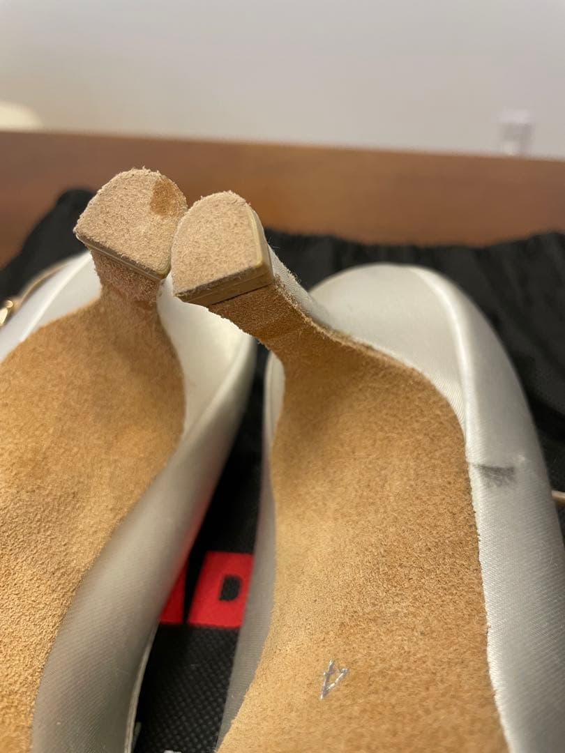 社交ダンス スーパダンス 女性用シューズ、白色サテン、サイズ23.5cm