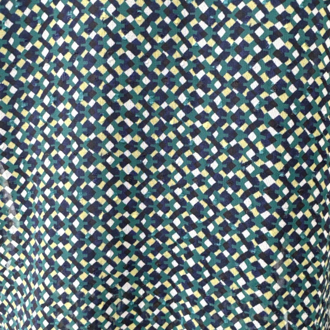 しー ワコール LOVE BODY 幾何学柄 ボウタイ シフォンワンピース